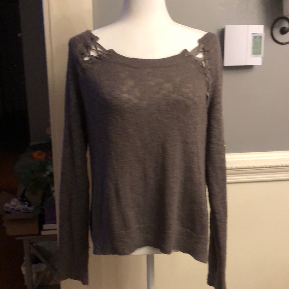 Sweater. So cute!